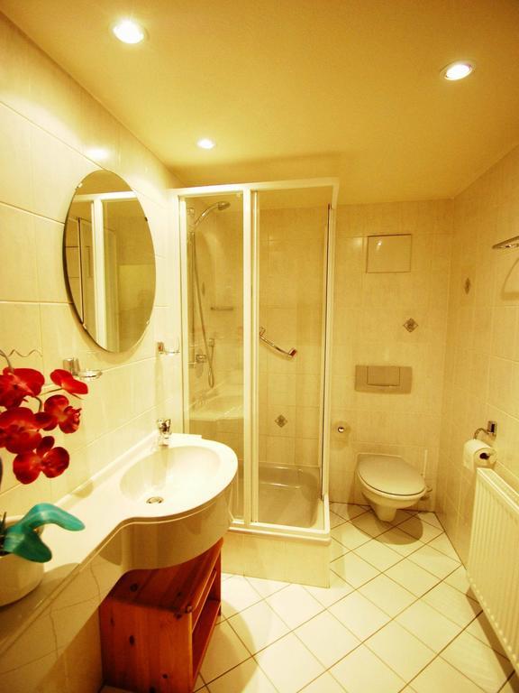 Hotel Konert Bergheim  Quarto foto